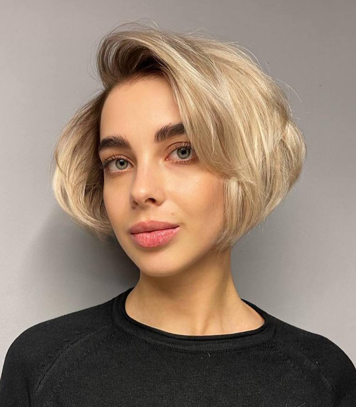 Short Bob for an Oval Face